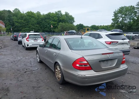 2003 Mercedes-Benz E 320 из США, поврежденный, VIN WDBUF65J63A170056